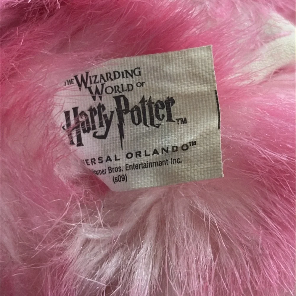 Universal Studios Harry Potter Pink Pygmy Puff Plush Fluffy Wizarding World Hog